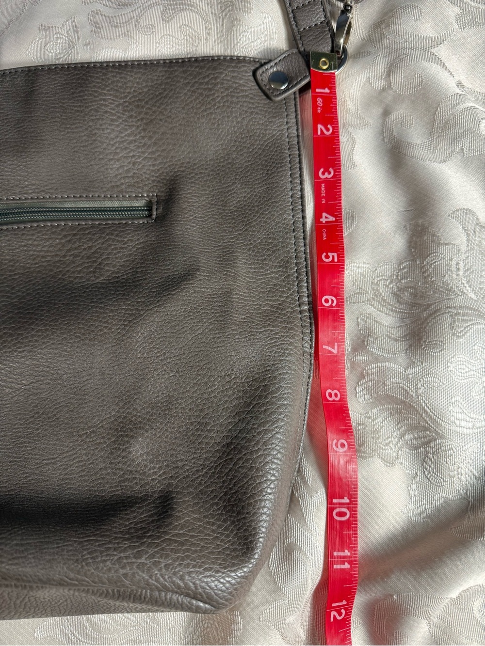 Roots Hobo Shoulder Bag Gray Taupe Large Everyday Purse - Picture 8 of 16